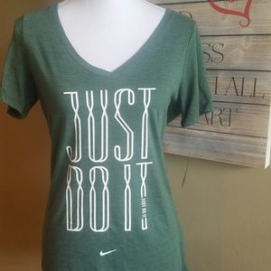 Nike NWT Just Do It Tee